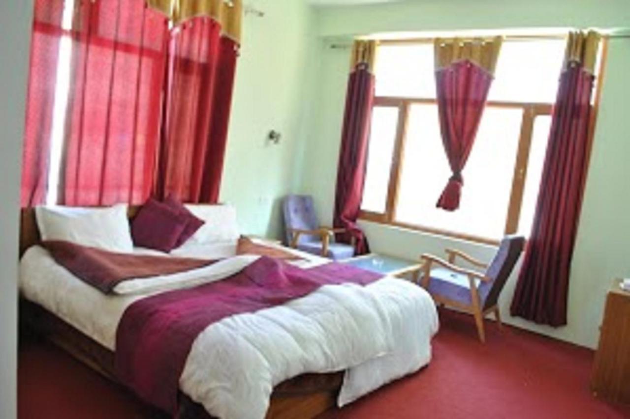 Hotel Suru View Kargil Exterior photo